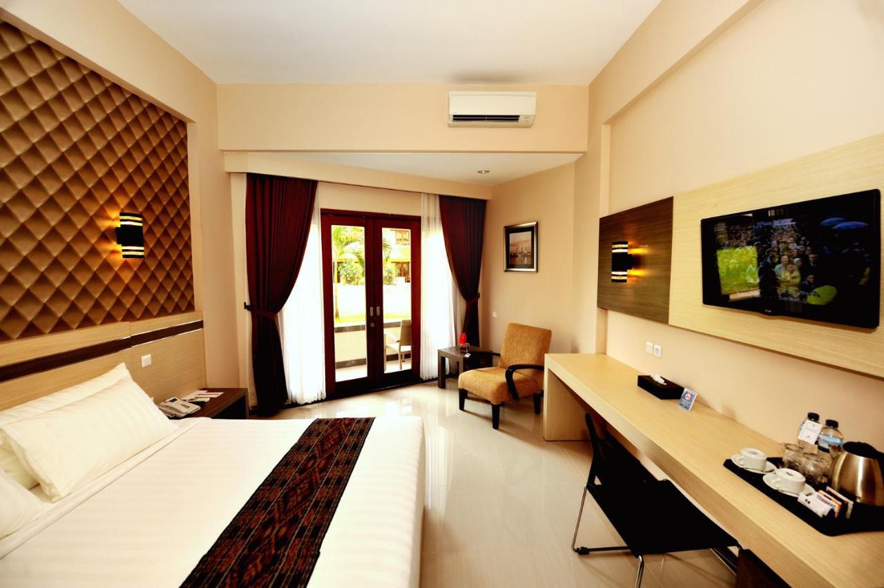 Lombok Raya Hotel Mataram Esterno foto